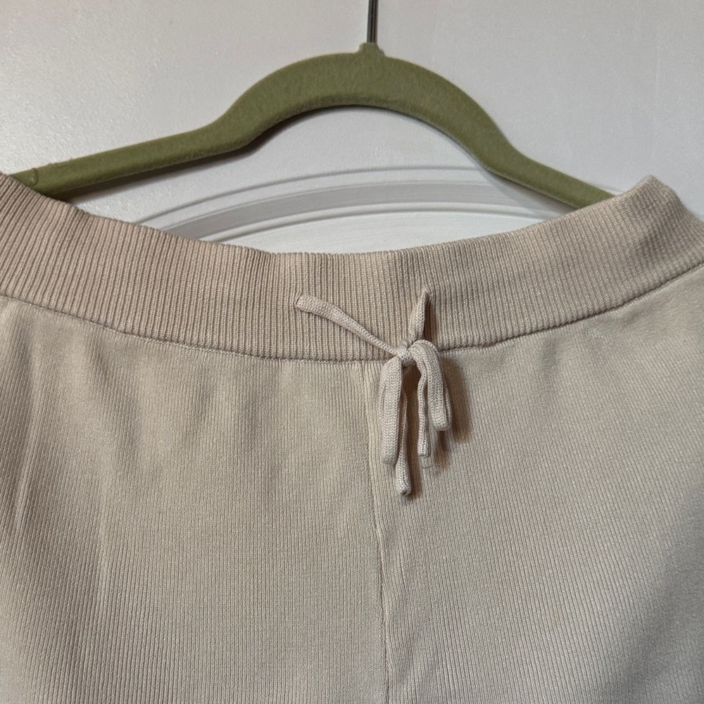 High-Waist Cream Lounge Shorts with Black Trim and top. - Picture 5 of 6